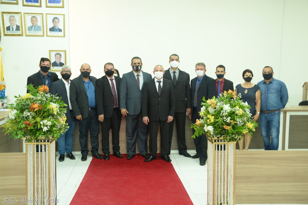 Vereadores, Prefeito e Vice-Prefeito tomam posse para mandato de 2021 a 2024