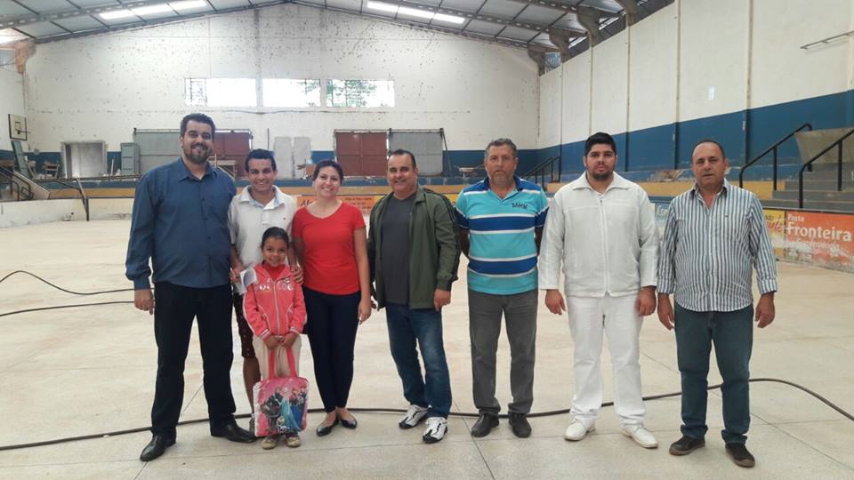 Vereadores do Legislativo Municipal visitam obras em andamento no Município.